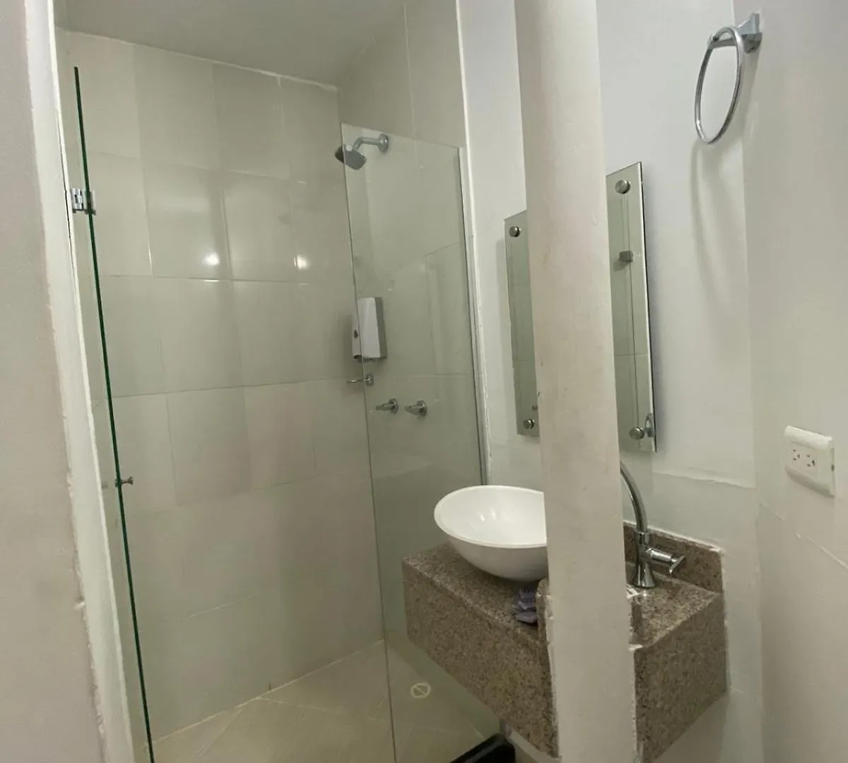 Suites Laureles Medellin Colombia