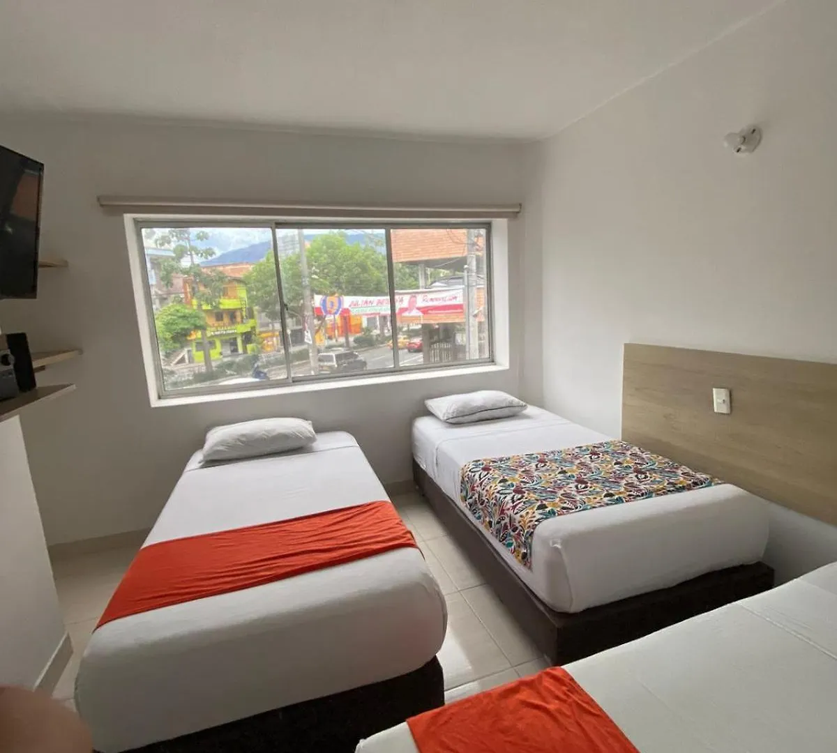 Suites Laureles Medellin 3*,  Colombia